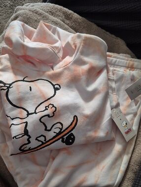 Peanuts Pink and White Tie-Dye Snoopy Hoodie & Sweatpants Set